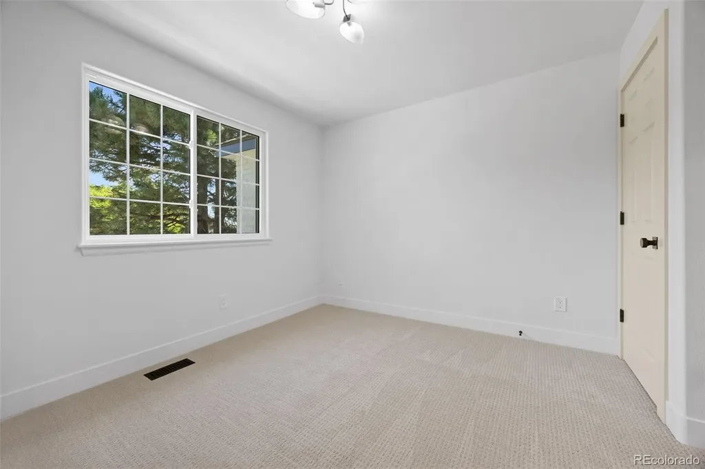 7663 S Grape Street Centennial CO 80122