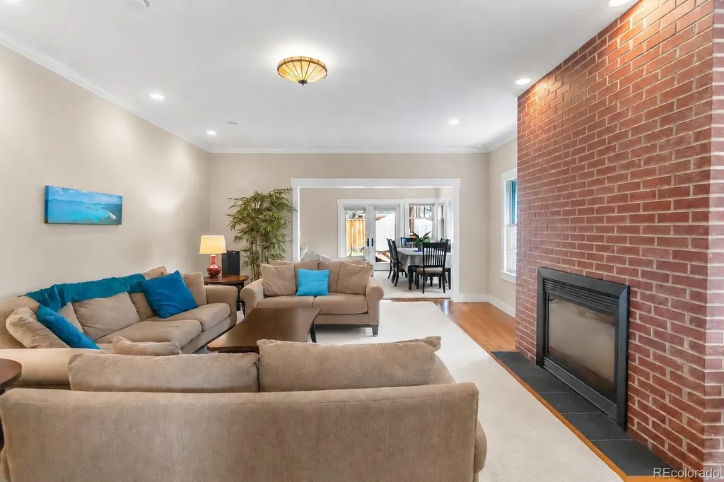 1910 S Corona Street Denver CO 80210