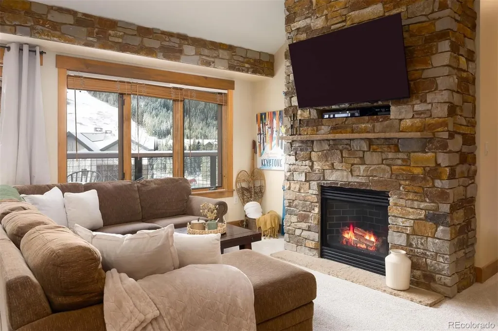 53 Hunki Dori Court Dillon CO 80435