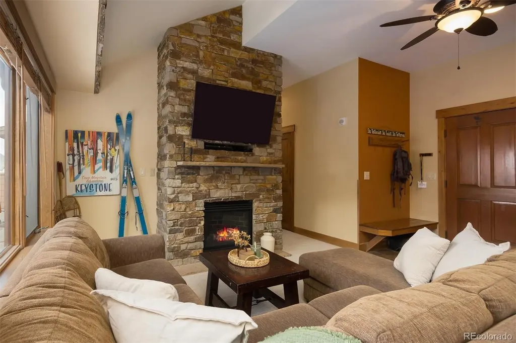 53 Hunki Dori Court Dillon CO 80435