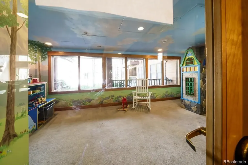 53 Hunki Dori Court Dillon CO 80435