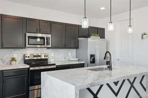3963 Flat Rock Street Aurora CO 80019