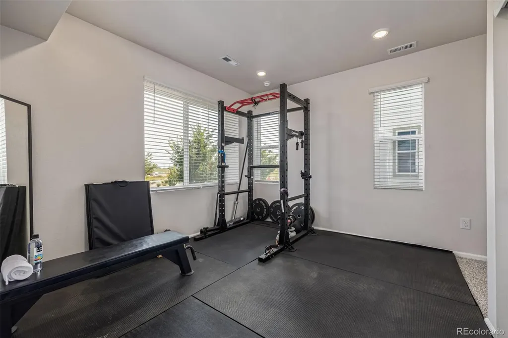 16586 Shoshone Place Broomfield CO 80023
