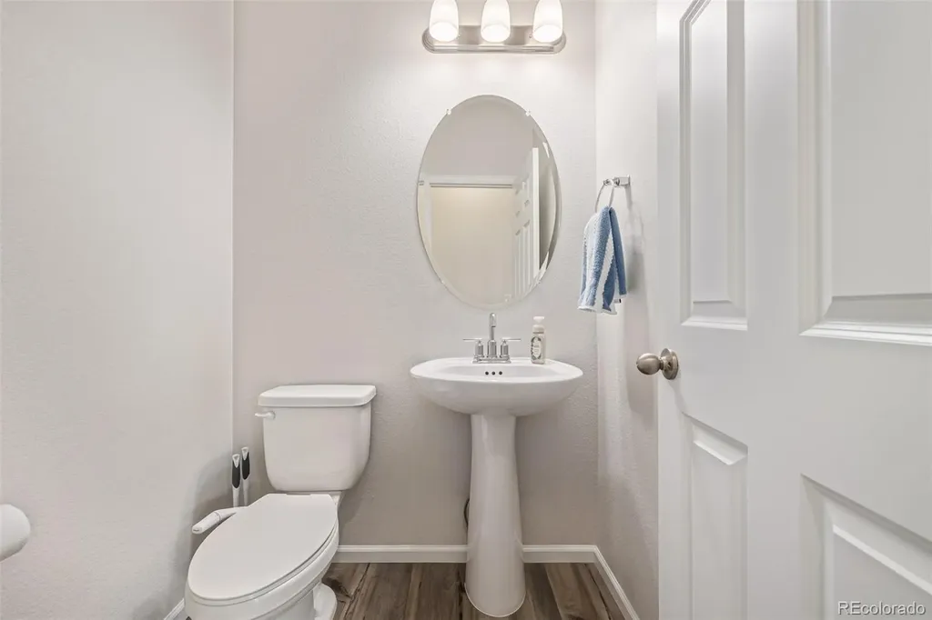 16586 Shoshone Place Broomfield CO 80023