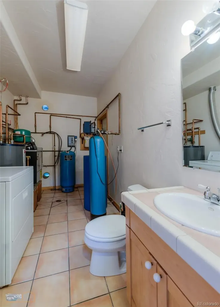 46525 Highway 72 Ward CO 80481