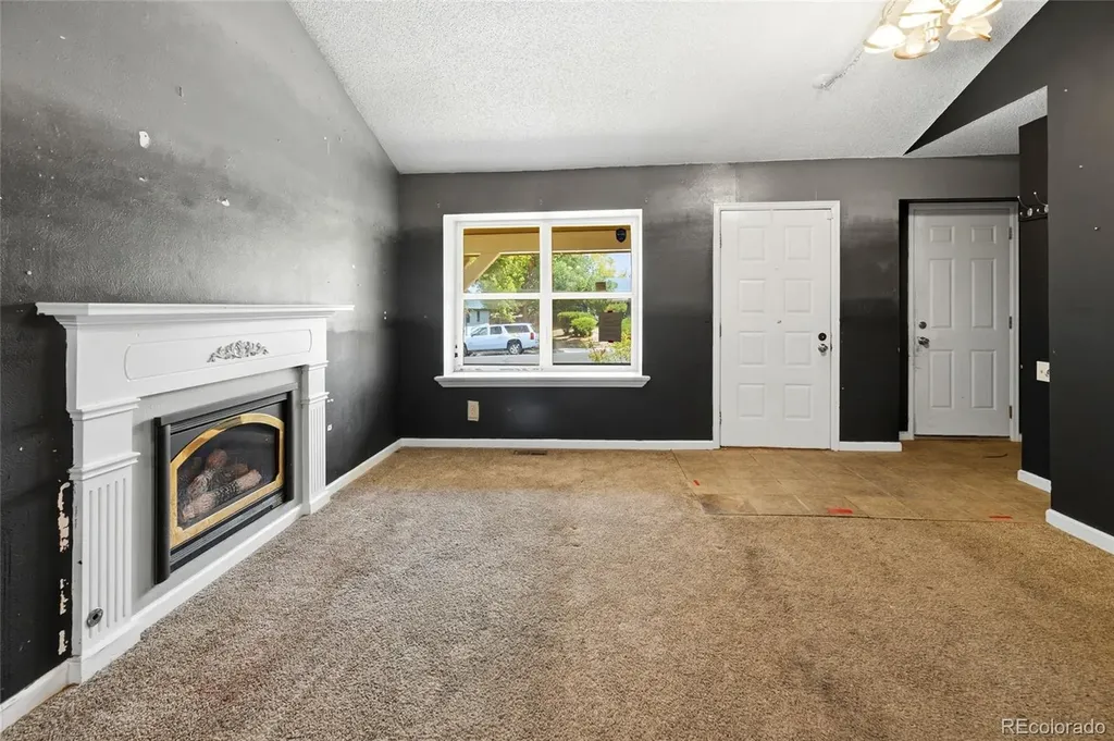 2751 S Salida Way Aurora CO 80013