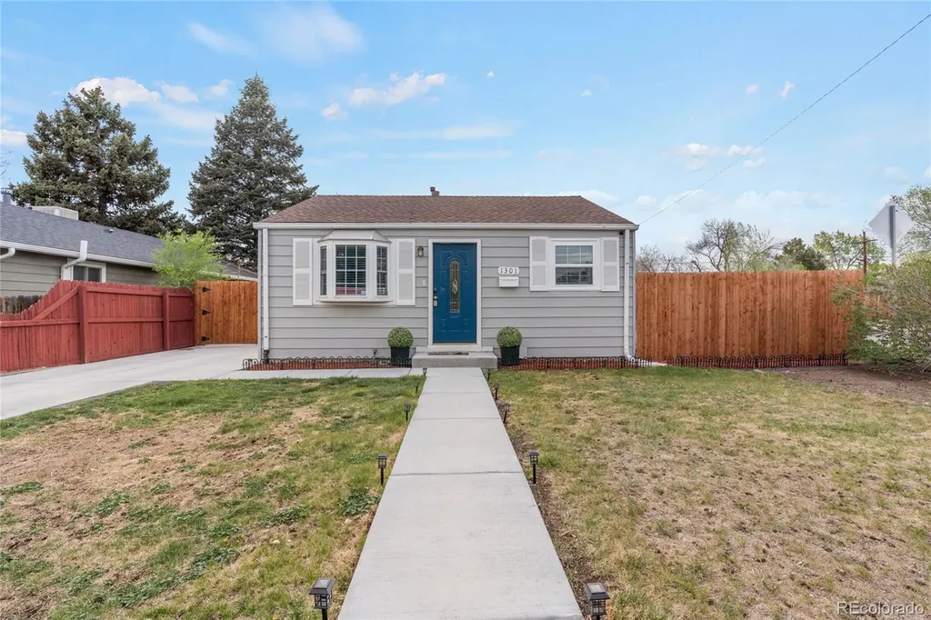 1301 S Wolff Street Denver CO 80219