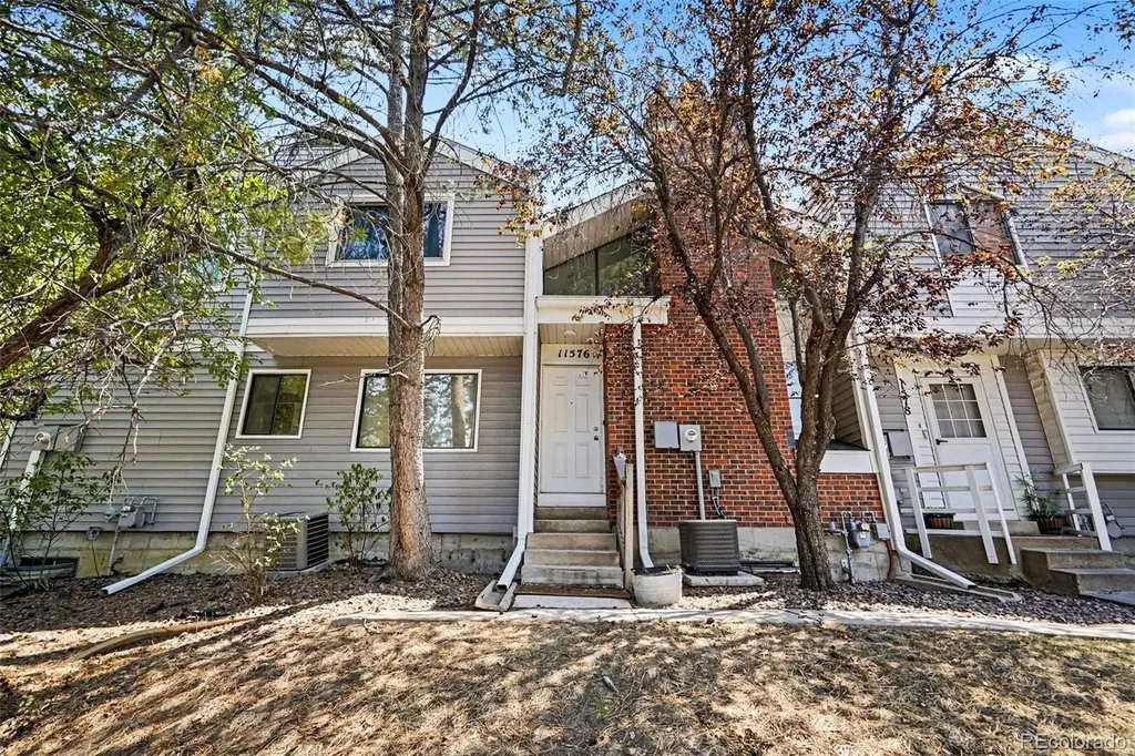11576 E Bayaud Drive Aurora CO 80012
