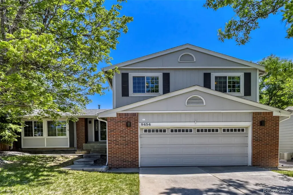 8454 Tanglewood Street Littleton CO 80126