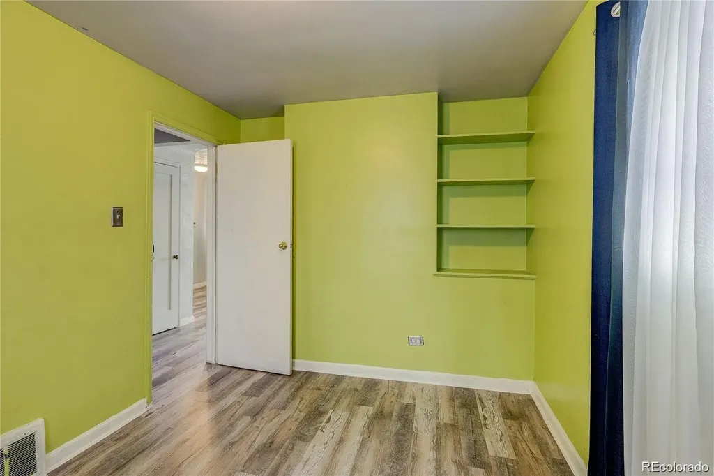 3398 Newport Street Denver CO 80207