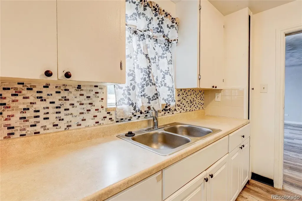 3398 Newport Street Denver CO 80207