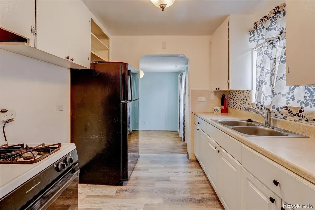 3398 Newport Street Denver CO 80207
