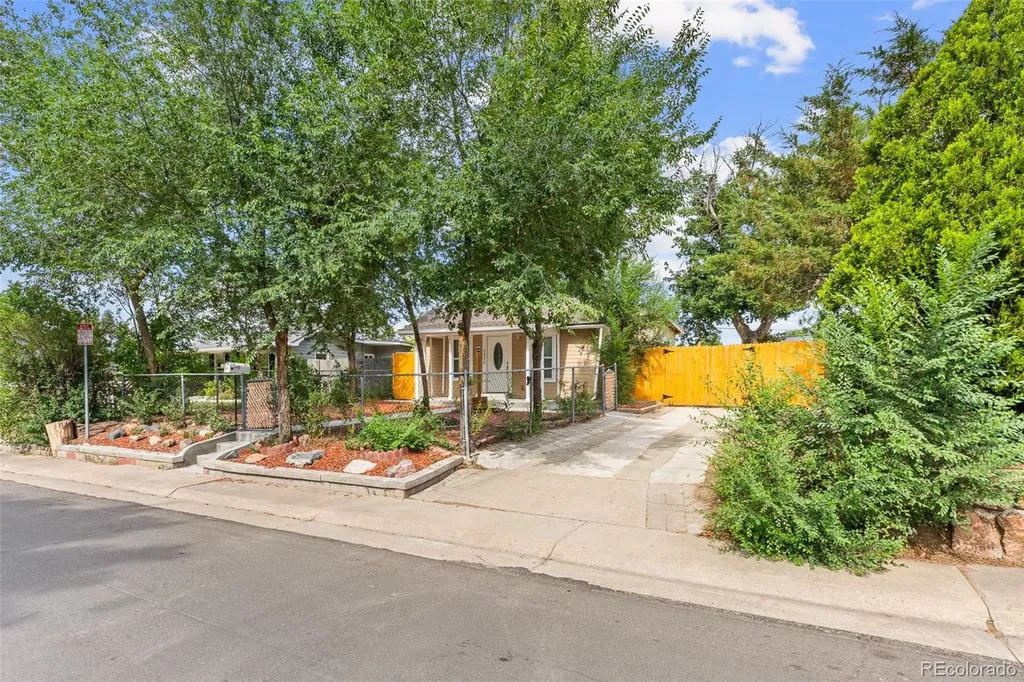 1272 Ulster Street Denver CO 80220