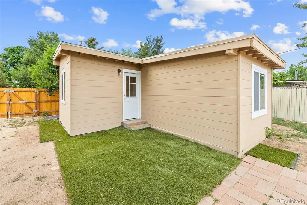 1272 Ulster Street Denver CO 80220