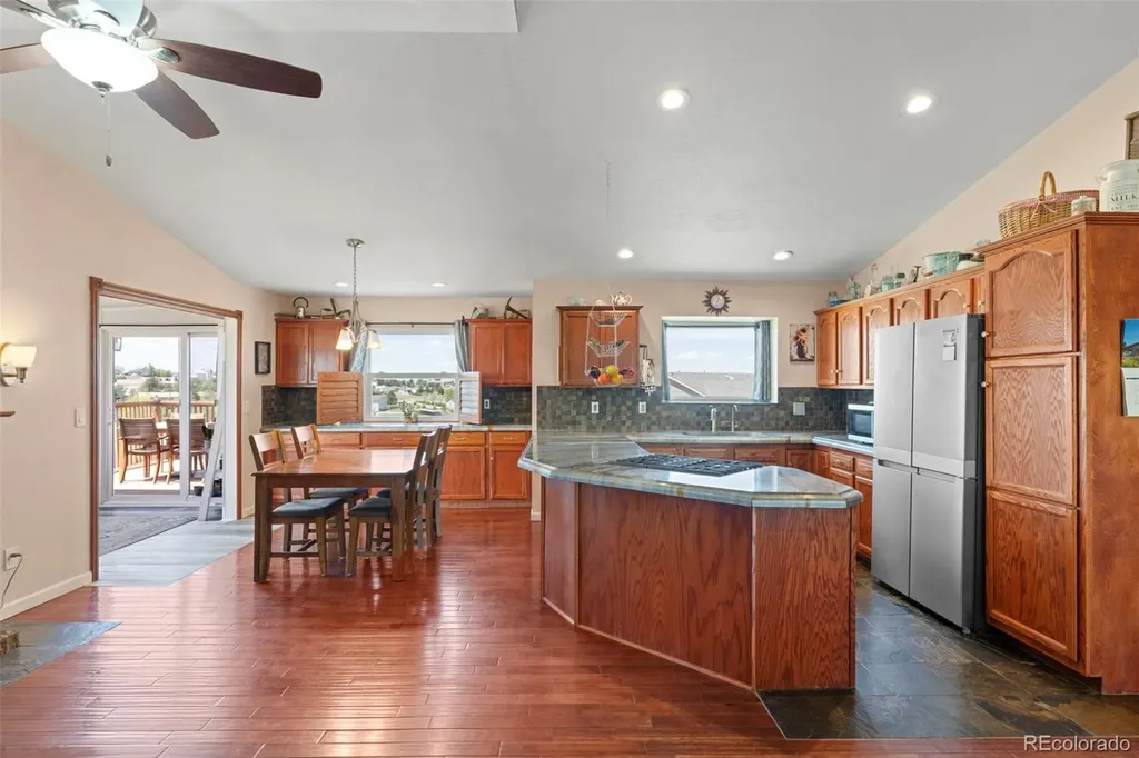 8191 Sun Country Drive Elizabeth CO 80107