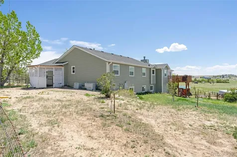 8191 Sun Country Drive Elizabeth CO 80107