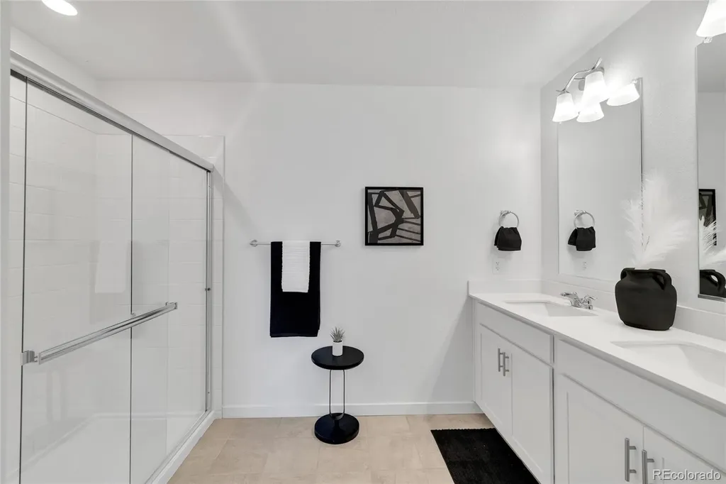 212 S Uriah Street Aurora CO 80018