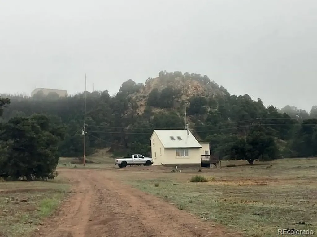 723 Arapahoe Drive Walsenburg CO 81089