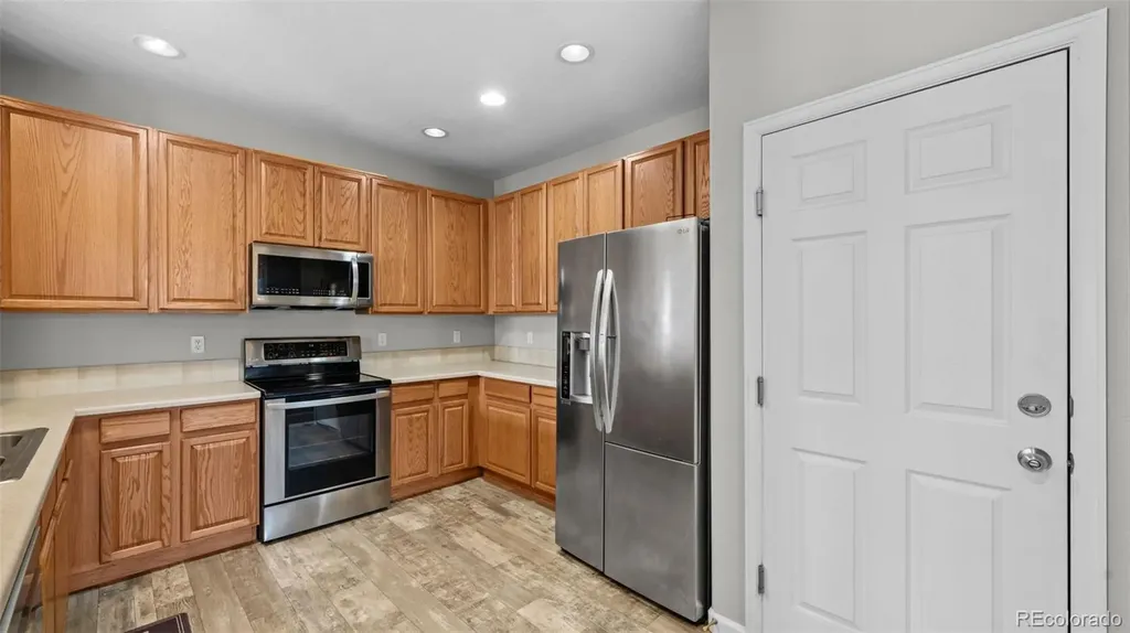 4023 Diamond Ridge View Colorado Springs CO 80918