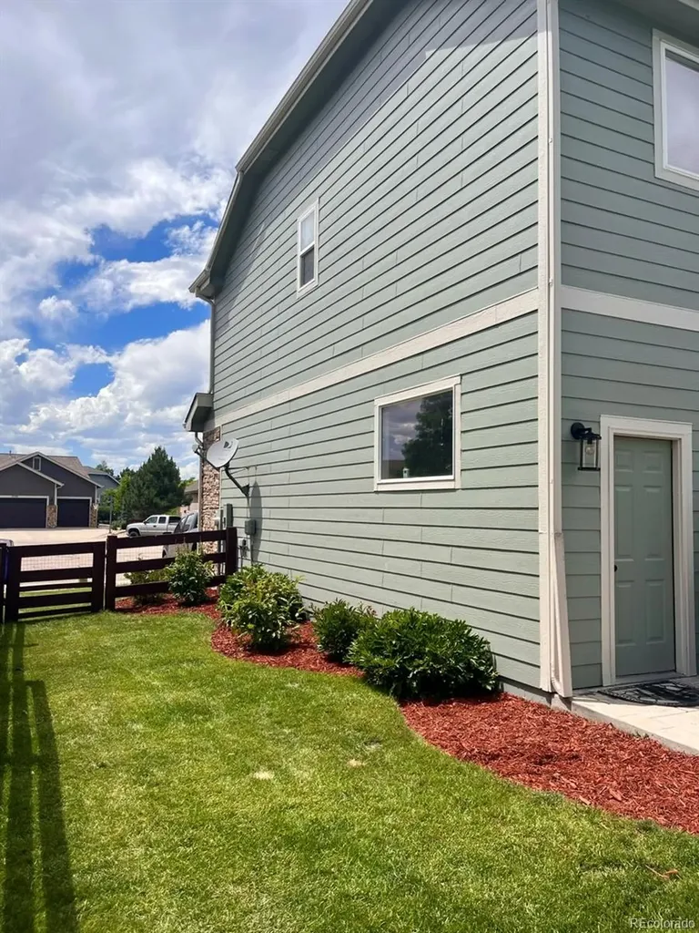 2055 Vineyard Court Windsor CO 80550