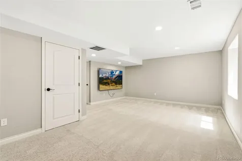 2055 Vineyard Court Windsor CO 80550