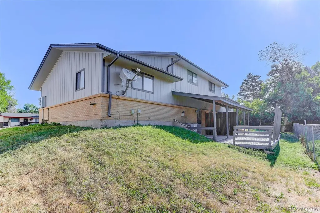 9-11 Birdsill Place Longmont CO 80501