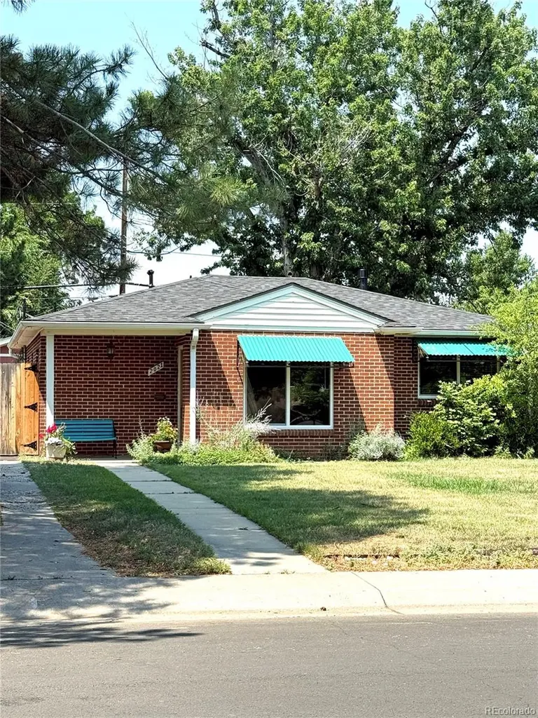 2021 Olive Street Denver CO 80207