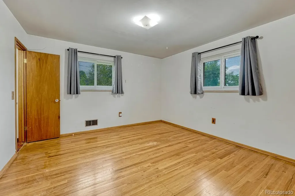 8350 S Ammons Street Littleton CO 80128
