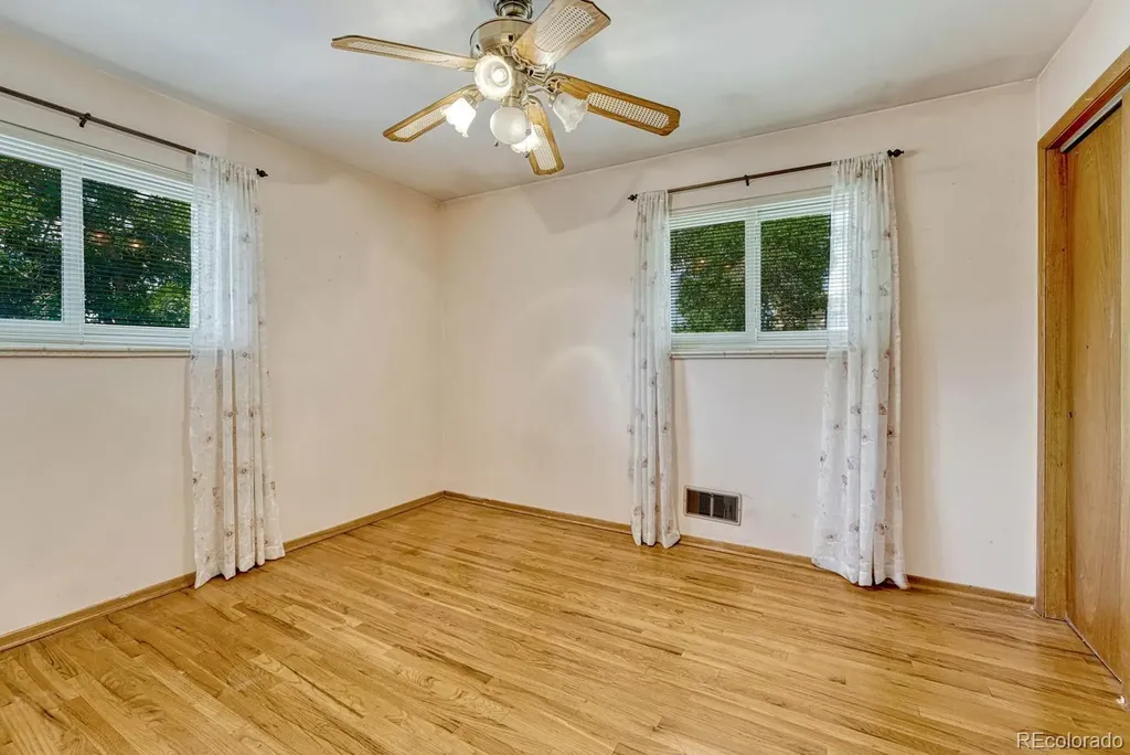 8350 S Ammons Street Littleton CO 80128