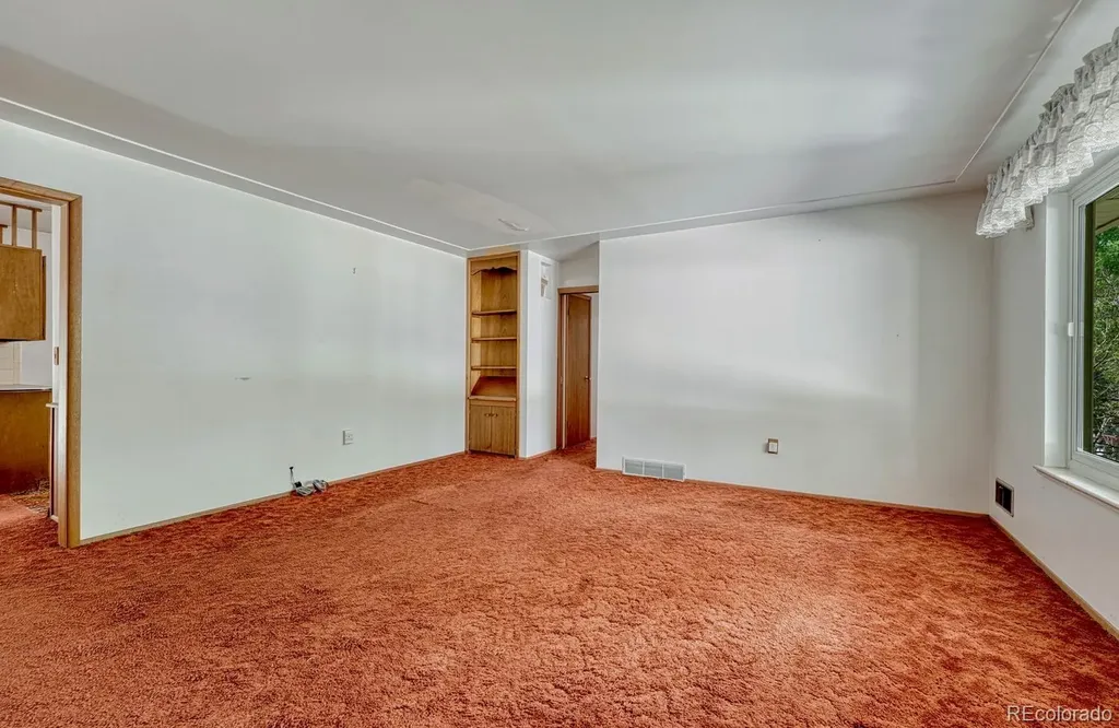 8350 S Ammons Street Littleton CO 80128