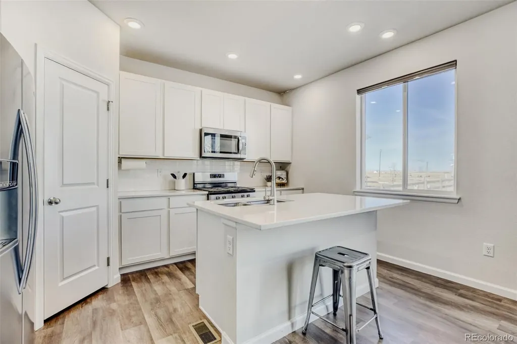 5881 Red Barn Avenue Mead CO 80504