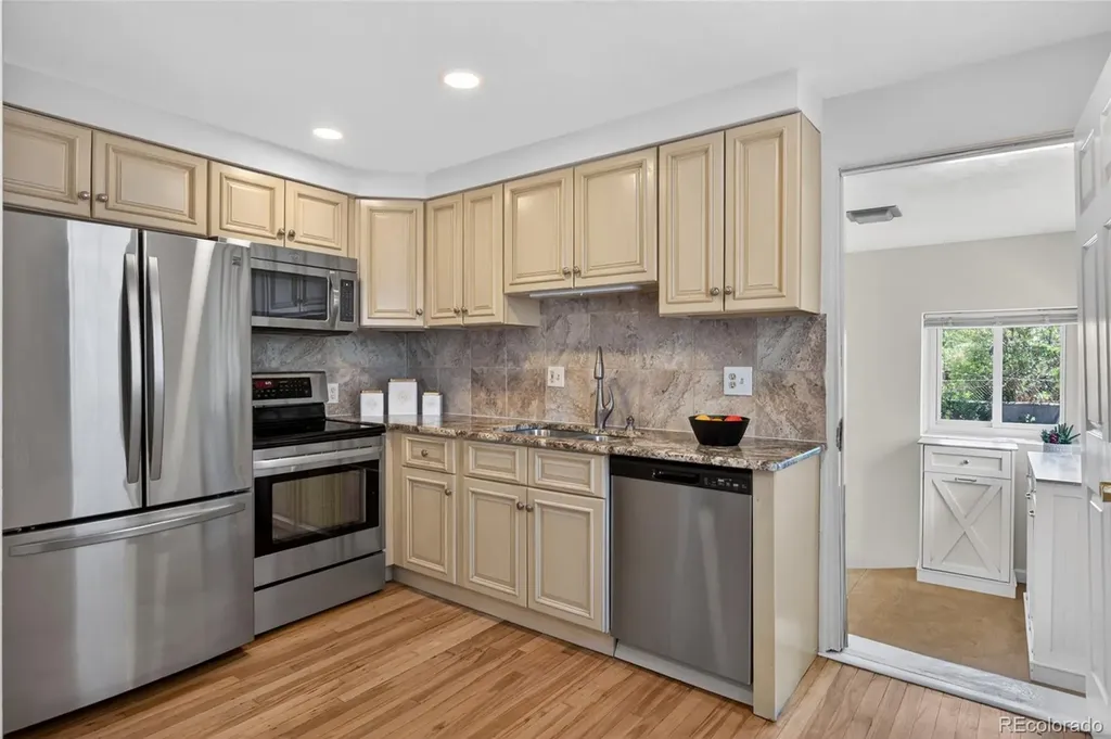 1380 Poplar Street Denver CO 80220