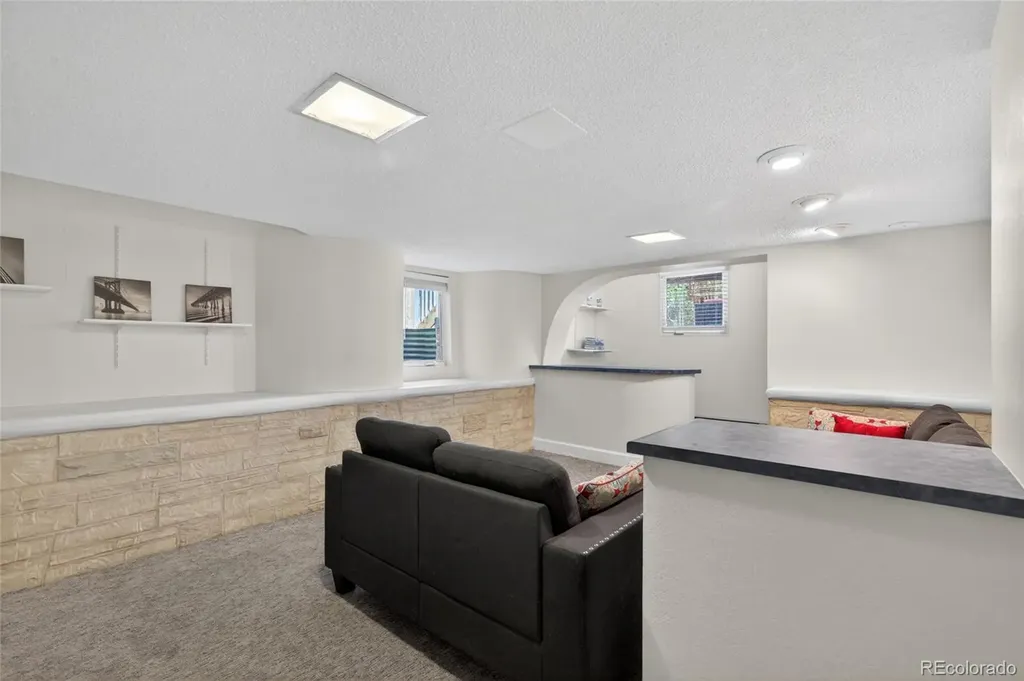 1380 Poplar Street Denver CO 80220