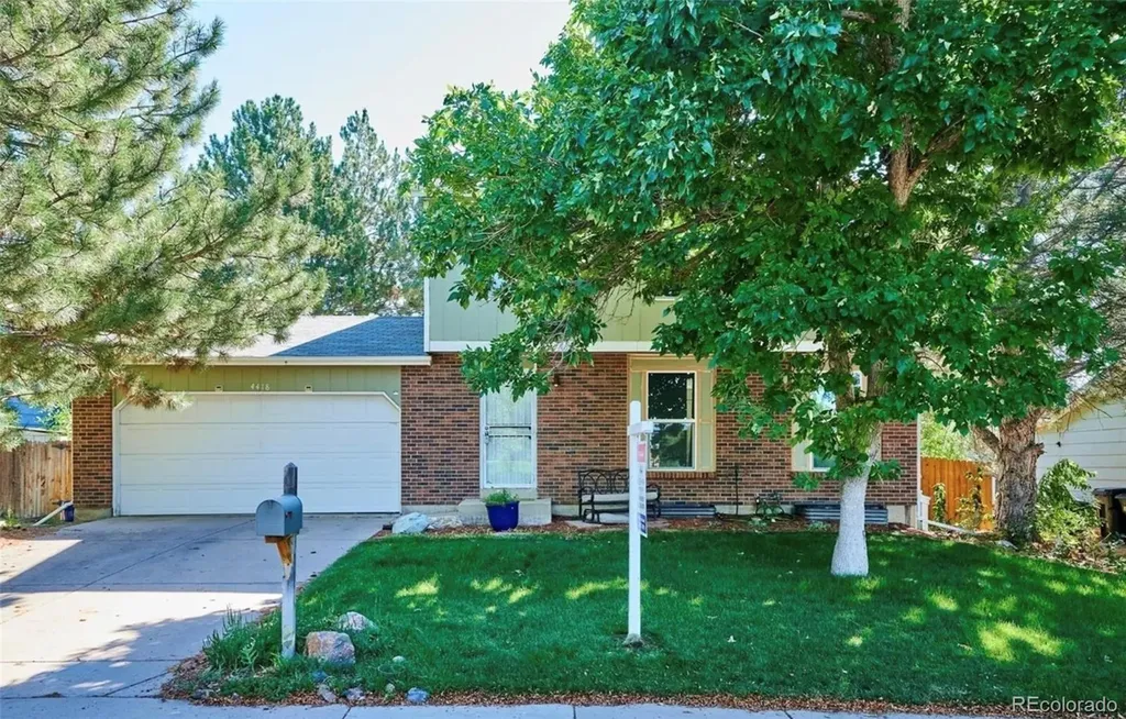 4418 S Argonne Way Aurora CO 80015