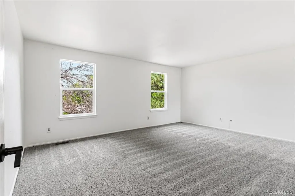 4418 S Argonne Way Aurora CO 80015