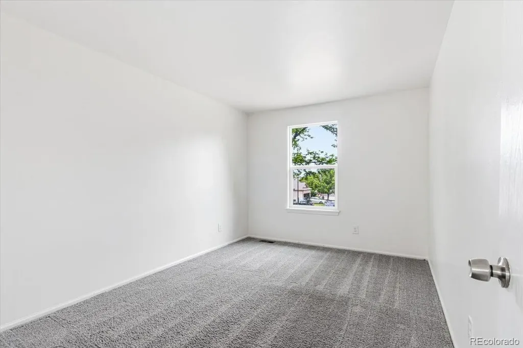 4418 S Argonne Way Aurora CO 80015