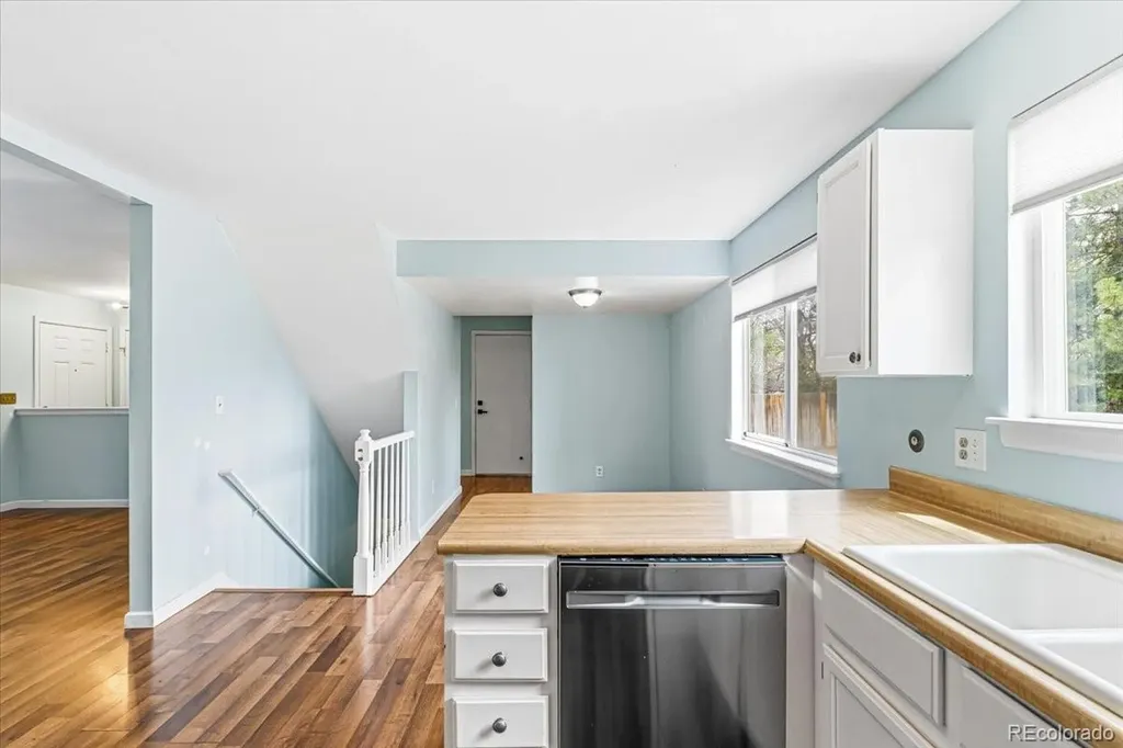 4418 S Argonne Way Aurora CO 80015