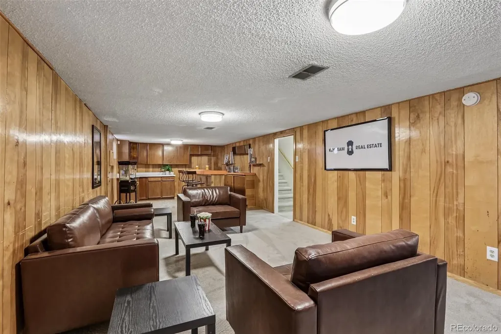 2121 S Lowell Boulevard Denver CO 80219
