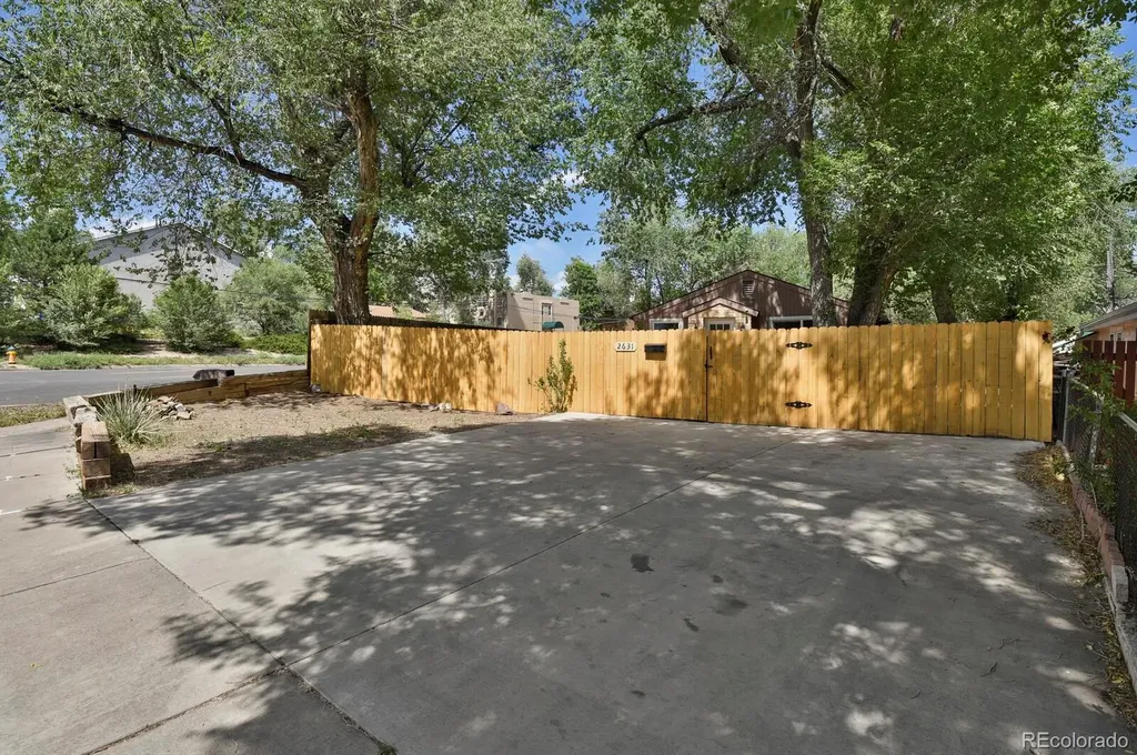2631 E Yampa Street Colorado Springs CO 80909