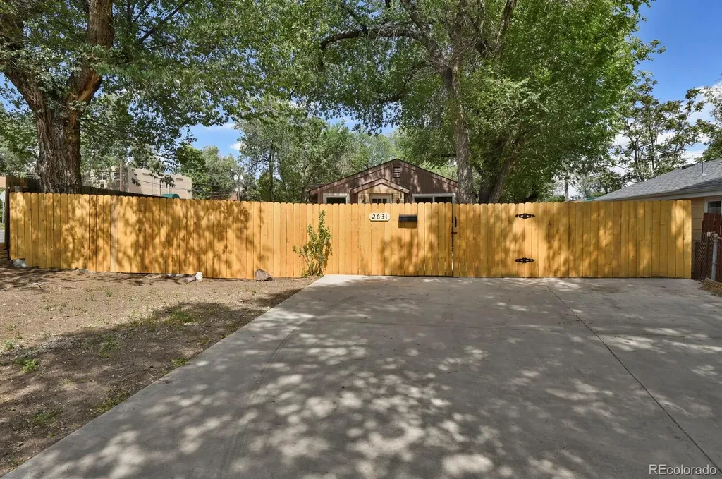 2631 E Yampa Street Colorado Springs CO 80909