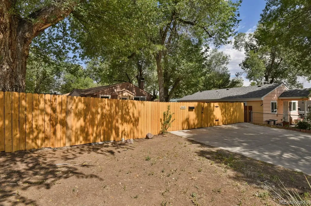2631 E Yampa Street Colorado Springs CO 80909