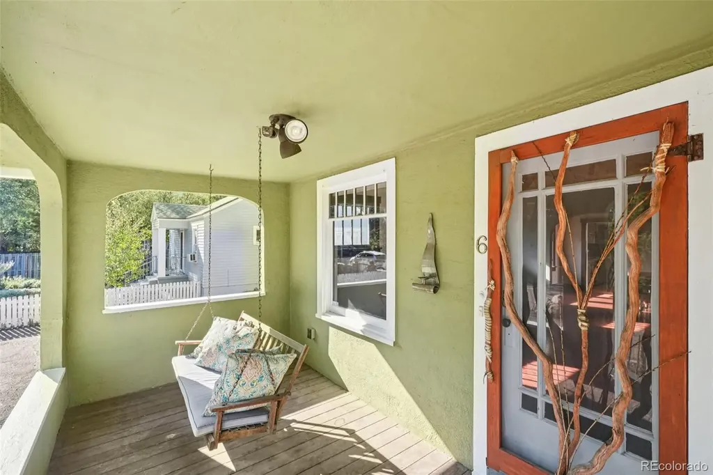 6 Alsace Way Colorado Springs CO 80906