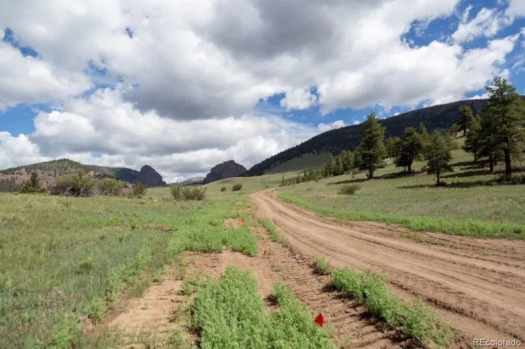780 Cliff View Drive Creede CO 81130