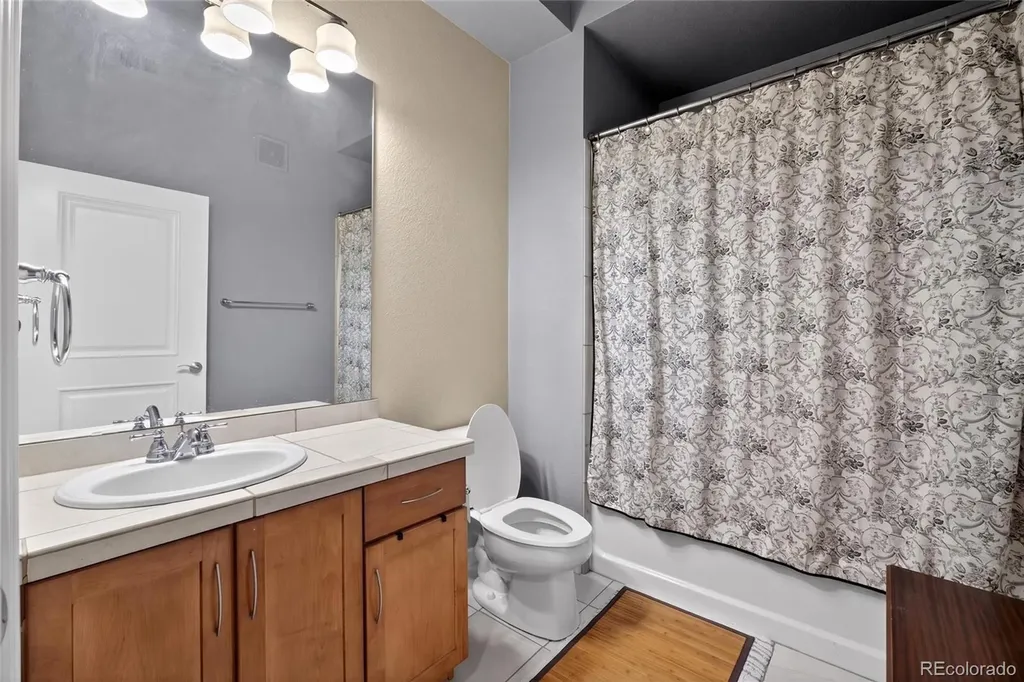7865 Vallagio Lane Englewood CO 80112