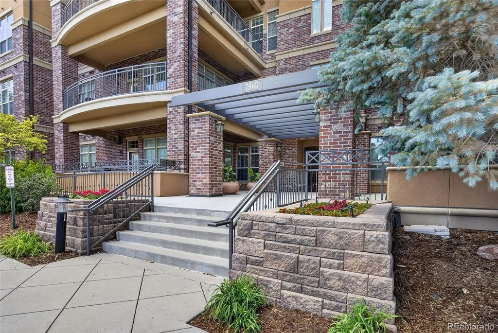 7865 Vallagio Lane Englewood CO 80112