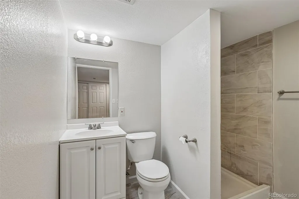 4044 E Geddes Circle Centennial CO 80122
