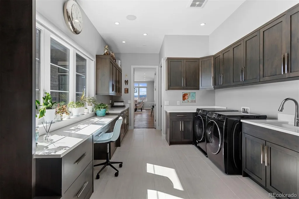 7436 Sapphire Pointe Boulevard Castle Rock CO 80108