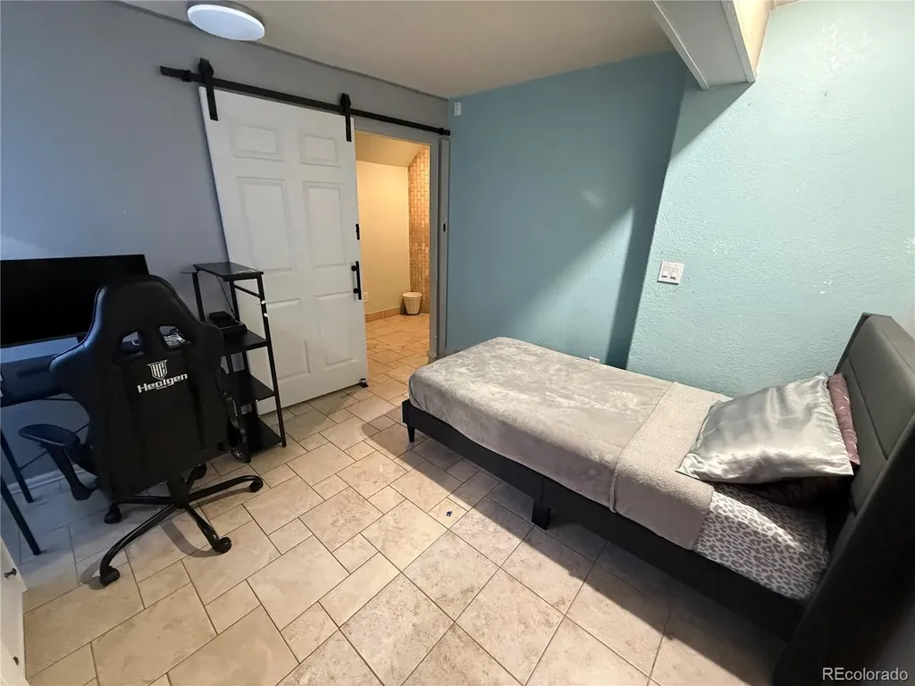12272 E Burlington Place Denver CO 80239
