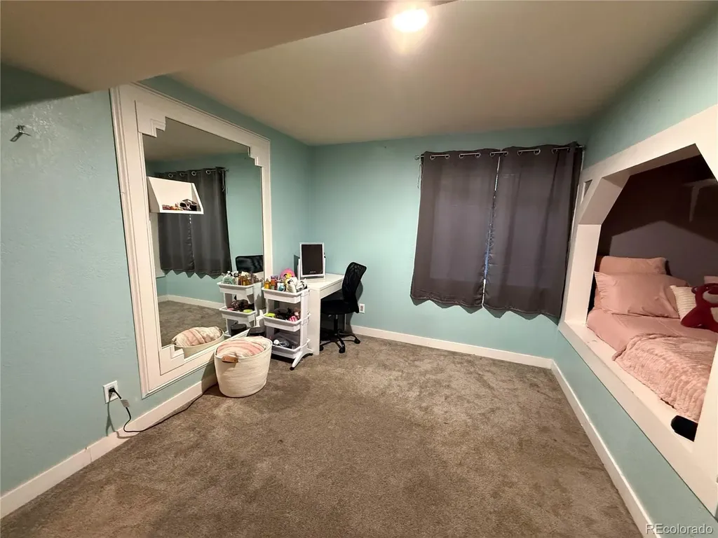 12272 E Burlington Place Denver CO 80239