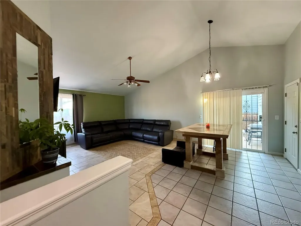 12272 E Burlington Place Denver CO 80239